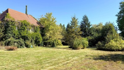 Exklusives Entwicklungsareal mit Bestandsvilla in Toplage
