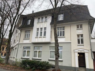 Helle, renovierte zwei Zimmer Altbauwohnung im schönen, grünen Mühlheim-Speldorf