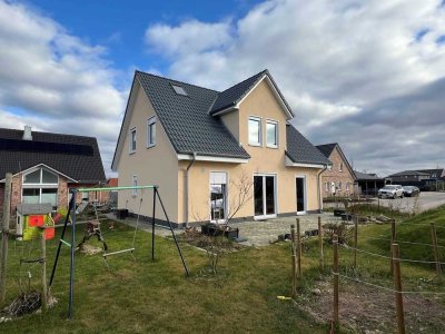 Neuwertiges und energieeffizientes Einfamilienhaus in Oeversee