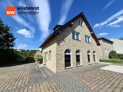 Top Zustand! Modernes Wohn-und Gewerbehaus mit multiplen Möglichkeiten in Schönefeld zu verkaufen