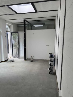 Saniertes Loft Apartment mit großer Terrasse im ruhigen Hinterhof