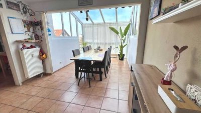 Traumhafte, lichtdurchflutete 4-Zimmer-Dachgeschoss-Maisonettewohnung in Hallbergmoos