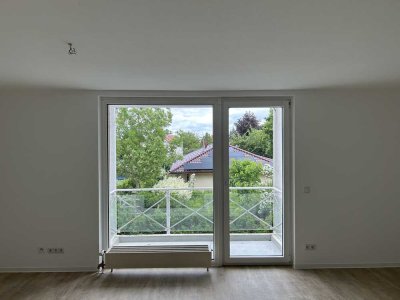 Helle und großzügig geschnittene 2-Zimmer-Wohnung mit Balkon in Möser