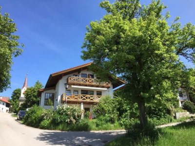 1-Zimmer-Apartment im Dachgeschoss mit schönem Bergblick in Roitham (Seeon)