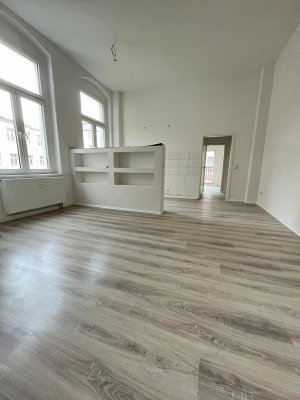 Charmante 2-Raum-Wohnung – Erstbezug nach Sanierung mit modernem Komfort und traumhaftem Ausblick