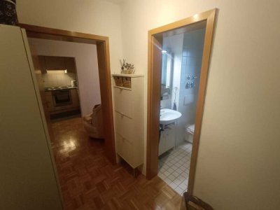 Suche zuverlässigen Nachmieter für schöne EG-Wohnung mit EBK und Terrasse, langfristig zu vermieten