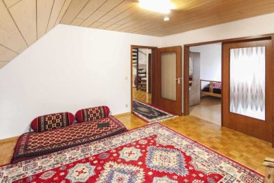 Top Maisonettewohnung mit  143,27 m² Wohnfläche in Best-Lage von Ditzingen-Hirschlanden