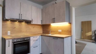 2-Zi Wohnung im 1.OG mit Einbauküche, XXL-Dachterrasse, Gäste-WC