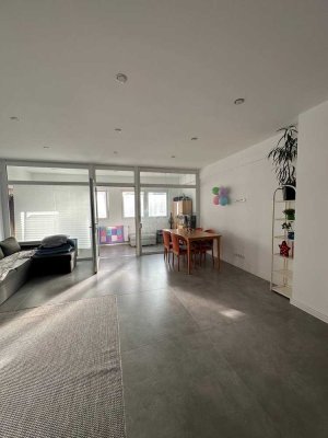Ansprechende Wohnung mit zwei Zimmern in Höhr-Grenzhausen