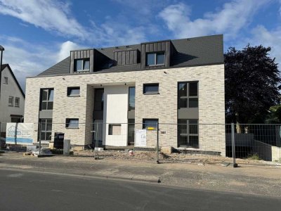 Erstbezug: Stilvolle  3-Raum-Maisonette-Dachgeschosswohnung mit großer Dachterrasse und EBK