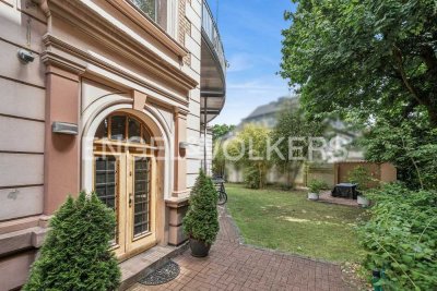STILVOLLES WOHNEN IM HERZEN DER STADT:
MAISONETTEWOHNUNG MIT GROßER DACHTERRASSE