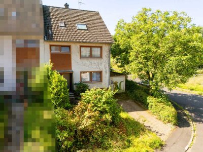 Rösrath - Zentrumsnähe:
Reihenendhaus in ruhiger und gewachsener Wohnlage sucht neue Familie!