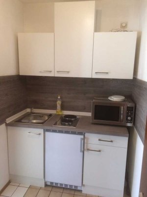 Geschmackvolle, gepflegte 1-Raum-DG-Wohnung in Regensburg