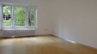 Schöne, geräumige ein Zimmer Wohnung in Kiel, Blücherplatz