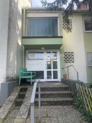 Attraktives Zweifamilienhaus mit großem Grundstück in ruhiger Lage von Hattersheim