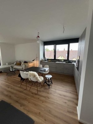 PROVISIONSFREI - NEUWERTIGE 2,5 ZIMMER WOHNUNG IM HERZEN VON PLIEZHAUSEN!