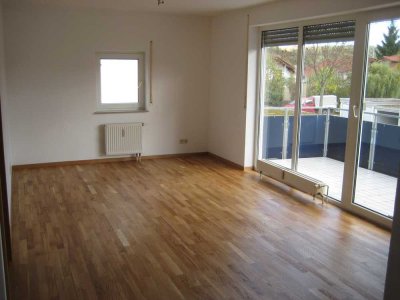 Schöne 2-Raum-Wohnung mit EBK und Balkon in Kirchheim