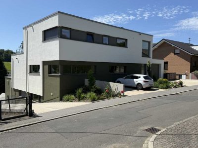 Exklusive 2-Raum-Souterrain-Wohnung mit luxuriöser Innenausstattung mit EBK in Maxsain