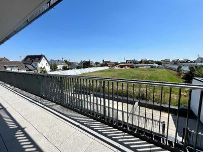 Haus im Haus,  Garten Wohnung eig. Eingang, 206 m² Wfl. 5 Zi, Terr, TG-Stellpl.,  Hobby-Raum, Keller