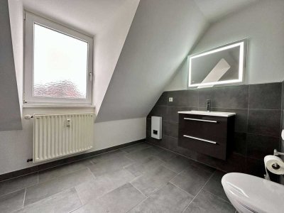 Renovierte 3-Raumwohnung mit Balkon, Garage und Stellplatz zu vermieten