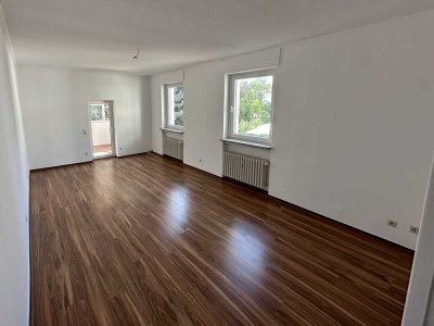 Großes Appartement mit Wintergarten in der Bonner Südstadt nähe Hofgarten
