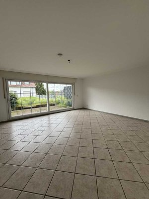 Schöne 2-Zimmer-Wohnung in Dormagens Top Lage mit Terrasse