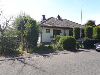 Einfamilienhaus mit Süd-Hanglage und schönem Garten