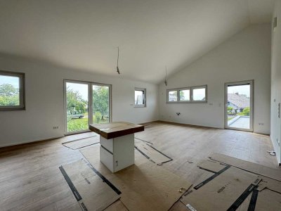 Großzügige 2-Zimmer-Wohnung mit Dachterrasse