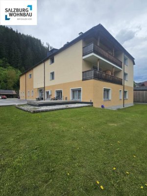 LUNGAU LIVING! Lebenswerte, geförderte 2-Zimmerwohnung mit Balkon und Carportplatz in Thomatal! Mit hoher Wohnbeihilfe