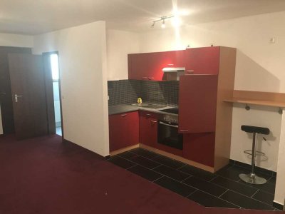 Schöne, geräumige ein Zimmer Wohnung in Ludwigsburg (Kreis), Freiberg am Neckar
