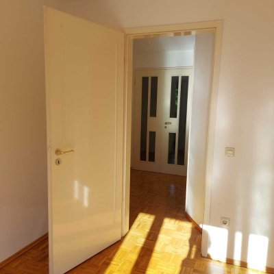 Gepflegte 2-Zimmer Wohnung mit Balkon in Ingolstadt-Mitte