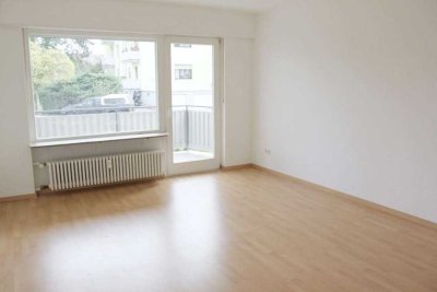 Helle 3 Zimmerwohnung mit 2 Balkonen und Keller