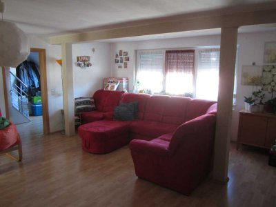 Attraktive und gepflegte 3-Zimmer-Maisonette-Wohnung in Frickenhausen