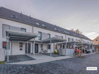 Provisionsfrei Einfamilienhaus in 09669 Frankenberg, Frankenberger Str.