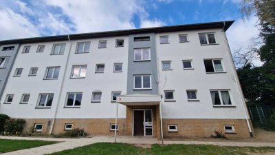 teilrenovierte 3-Zimmer Terrassenwohnung in ruhiger Wohnlage