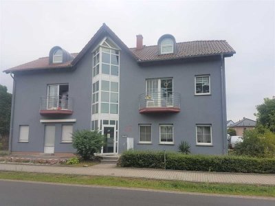 Große 2 Zimmer mit Balkon und Einbauküche in Sielow