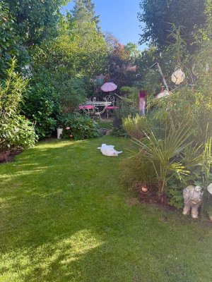 Charmante 2,5-Zimmer-Gartenwohnung mit Terrasse, Hobbyraum & 2 Stellplätzen in Bubenreuth