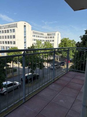 Schöne 2-Zimmer-Wohnung mit Balkon in Dresden