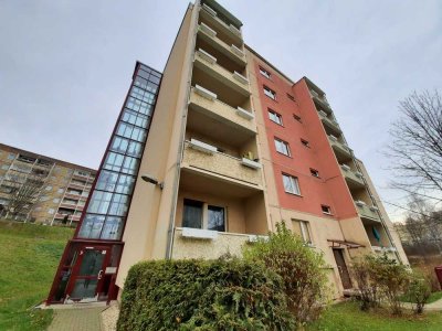 *Sanierte 1-Raum Wohnung mit Balkon*