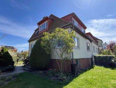 Großzügiges Familienidyll in der Rostocker Gartenstadt