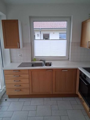 Attraktive, seniorengerechte 3-Raum-Wohnung mit geh. Innenausstattung mit Balkon und EBK in Lübbecke