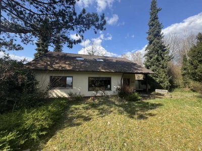 +++Die Lage überzeugt, schönes Zweifamilienhaus, Feldrandlage, großes Grundstück, in Bischweier+++