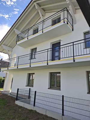 Helle 3,5-Zimmer Wohnung über 2 Etagen, mit 3 Balkonen OG/DG in Thaining