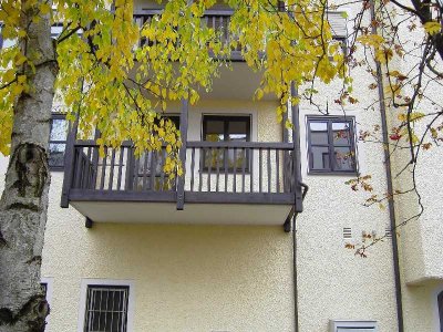 Freundliche 1-Zimmer-Wohnung mit Balkon und Einbauküche in Eggenfelden
