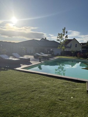 Bungalow,Pool,Traumgarten und Einliegerwohnung - Provisionsfrei