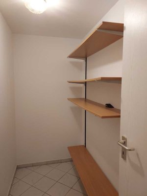 Schöne Souterrain Wohnung