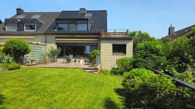 Charmante Doppelhaushälfte mit stillem Luxus und traumhafter Aussicht in Odenthal-Glöbusch.