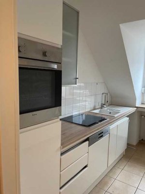 schöne DG-Wohnung