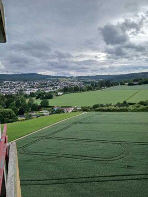 Attraktive und gepflegte 3-Zimmer-Wohnung mit gehobener Innenausstattung in Taunusstein/ Hahn