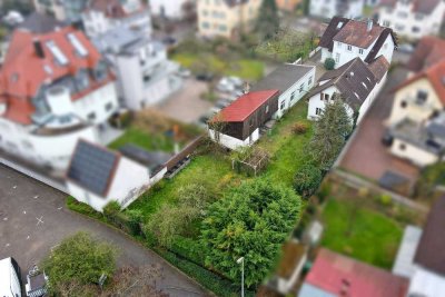 Historisches Zweifamilienhaus mit Nebengebäuden, Bauplatz & Bauerngarten in Achern-City